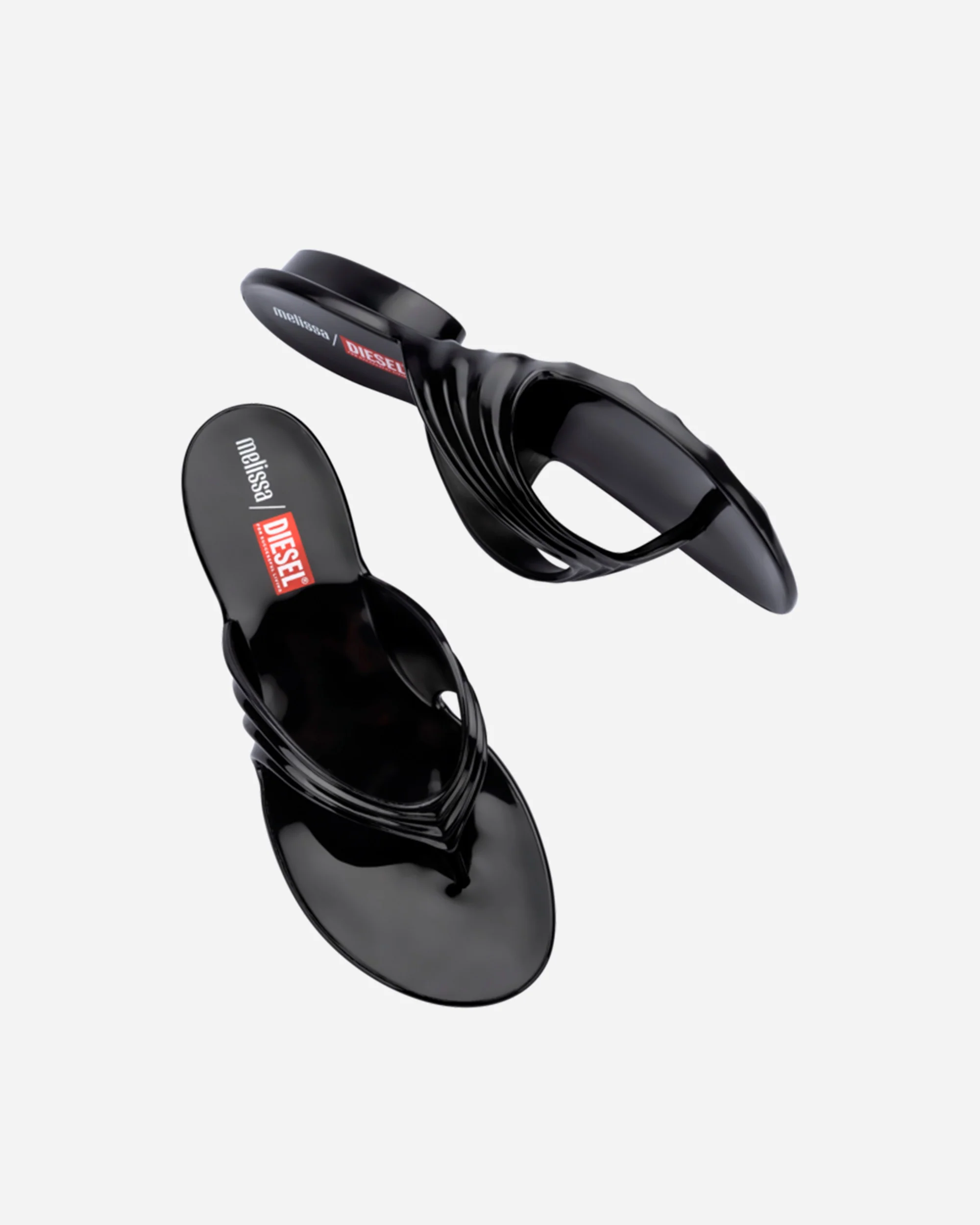 Melissa x Diesel Quantum Thong - Image 4